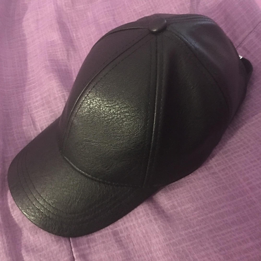 H&M Black Leather Cap 🖤✨